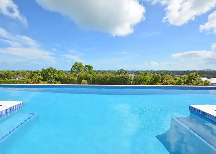 1 Melia Court, Dundowran Beach QLD 4655