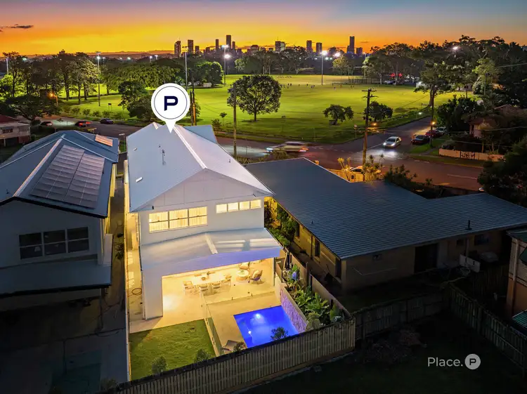 21 Adina Street, Norman Park QLD 4170