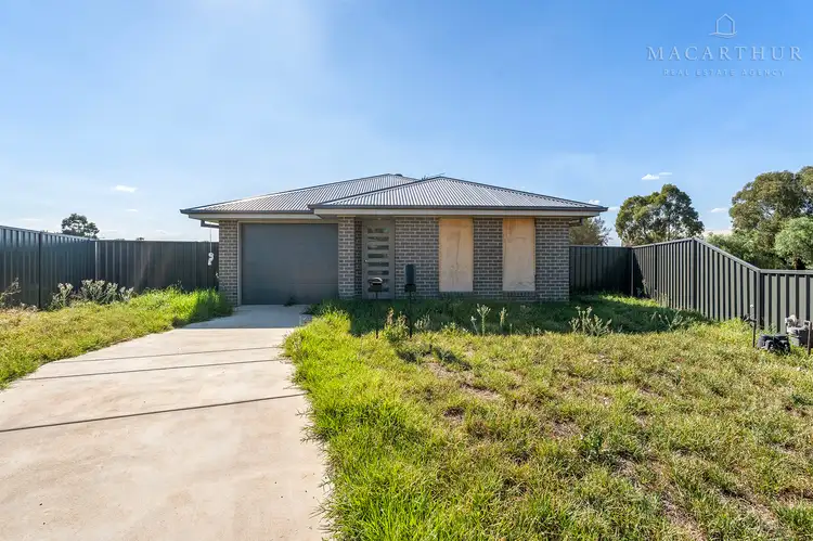1/6 Lockett Place, Tolland NSW 2650