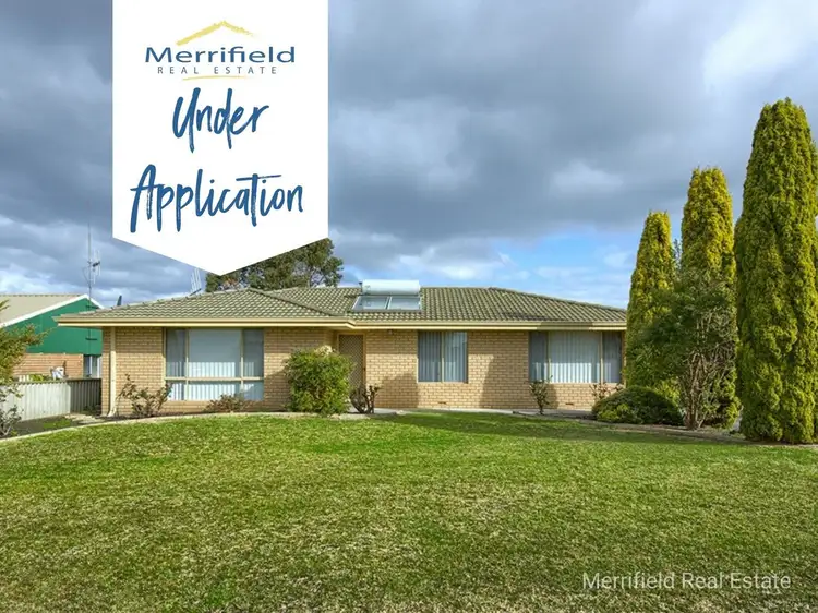 7 Lorenzo Way, Orana WA 6330