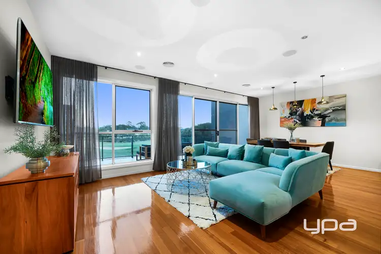 Fifth view of Homely house listing, 6/110 Sanctuary Lakes North Boulevard, Sanctuary Lakes VIC 3030