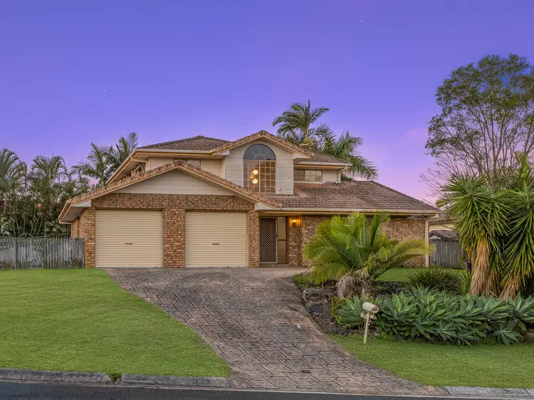 7 Cheviot Place, Sinnamon Park QLD 4073