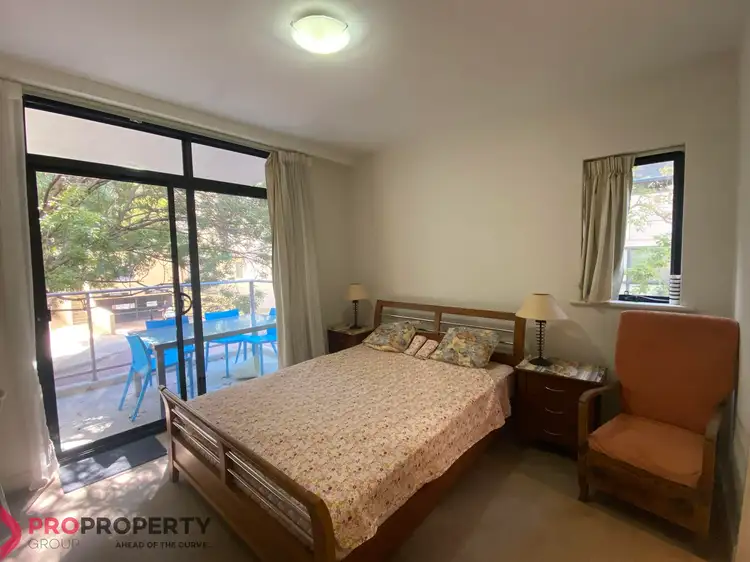 9/124 Mounts Bay Road, Perth WA 6000