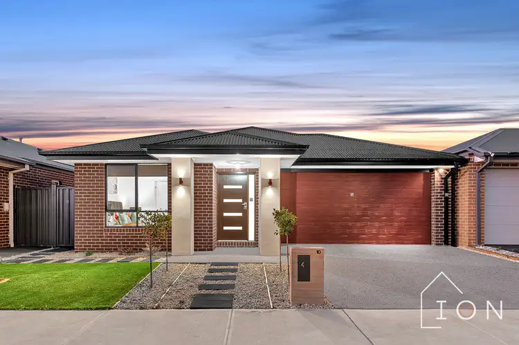 10 Corrib Road, Clyde VIC 3978
