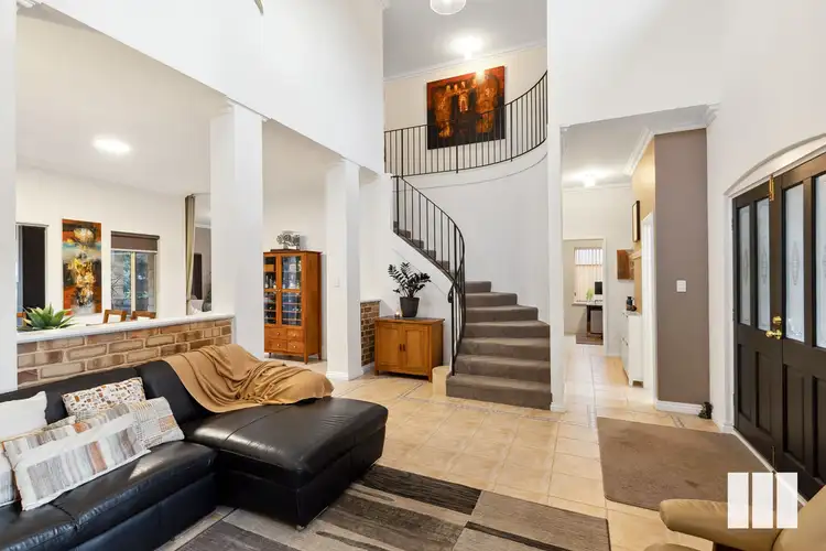 15 Mofflyn Circle, East Victoria Park WA 6101