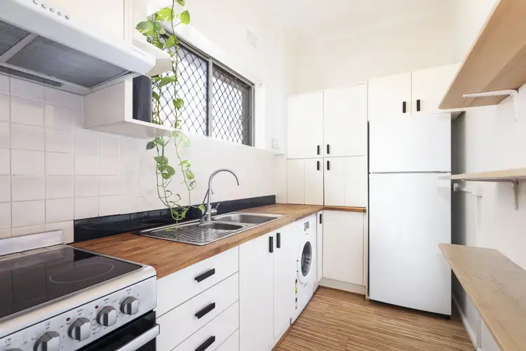22/18A Ewart Street, Marrickville NSW 2204