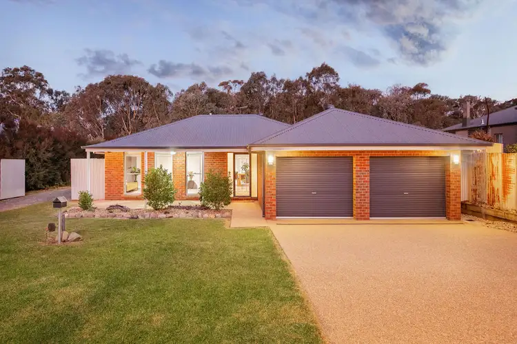 Second view of Homely house listing, 8 Chervil Place, Baranduda VIC 3691