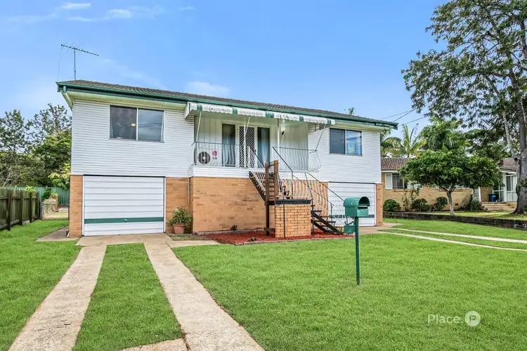 16 Veivers Street, Macgregor QLD 4109