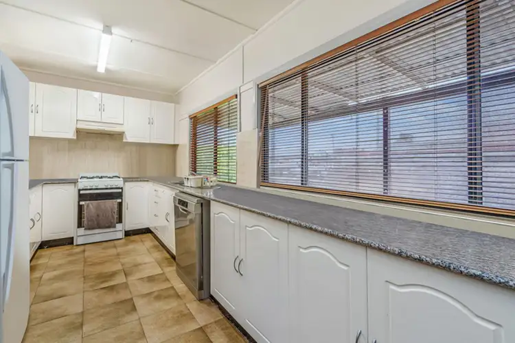 15 Oakland Avenue, The Entrance NSW 2261