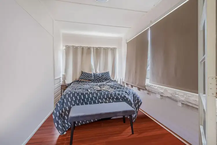 15 Oakland Avenue, The Entrance NSW 2261