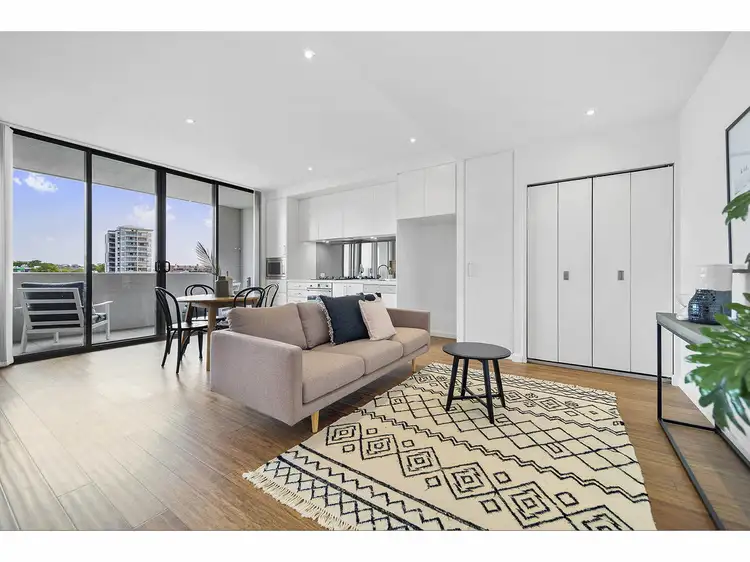 305/15 Honeysuckle Drive, Newcastle NSW 2300
