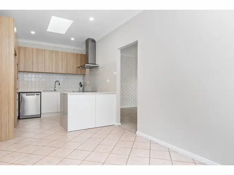 1/15 New York Avenue, Warners Bay NSW 2282