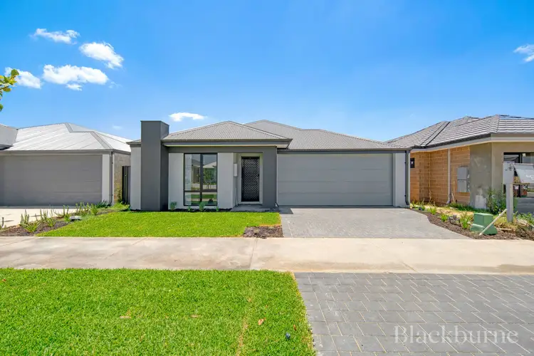 81 Serpentine Drive, South Guildford WA 6055