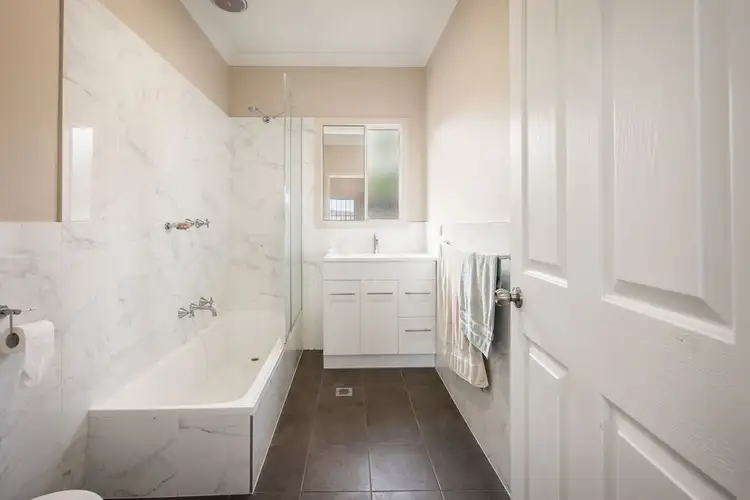 Sixth view of Homely block of units listing, 1-3/986 Waugh Road, North Albury NSW 2640