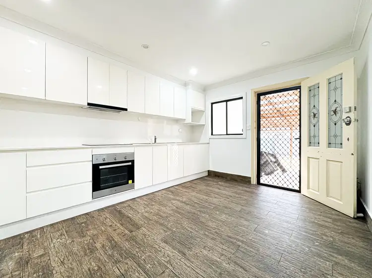 11 Lincoln Street, Campsie NSW 2194