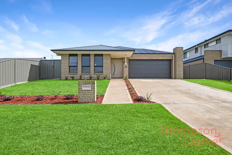 3 Lois Close, Heddon Greta NSW 2321