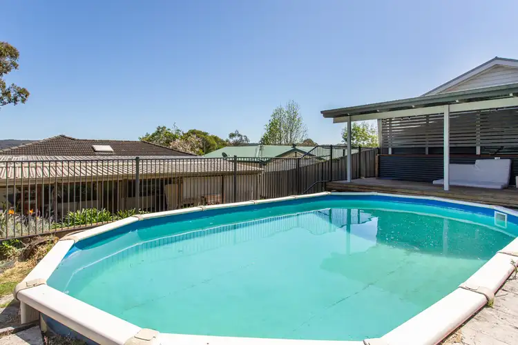8 Maple Street, Wyoming NSW 2250