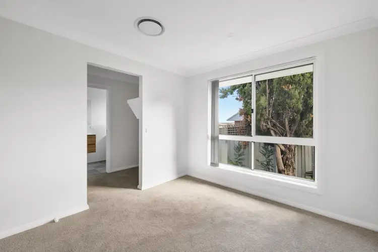 Fifth view of Homely house listing, 10 Spofforth Place, Kelso NSW 2795