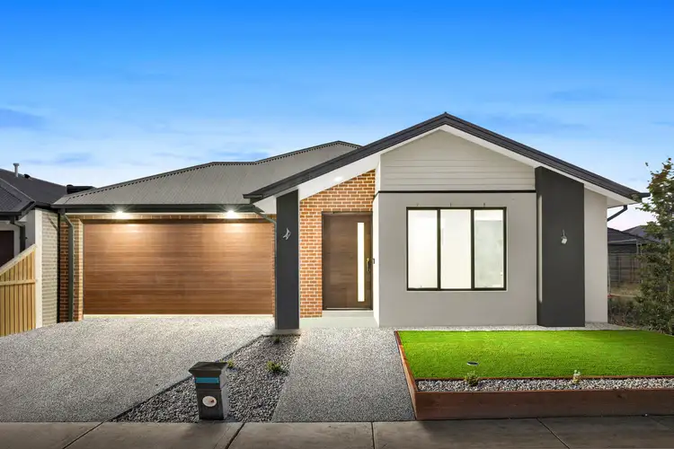 33 Dysart Road, Donnybrook VIC 3064