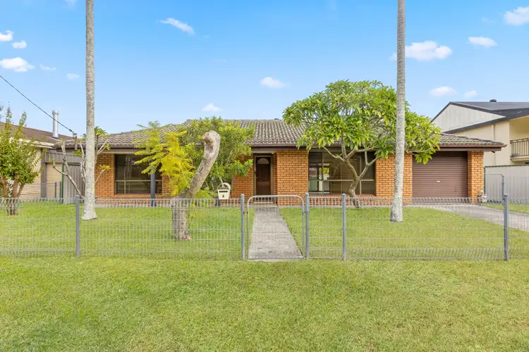 4 Arakoon Street, Kincumber NSW 2251