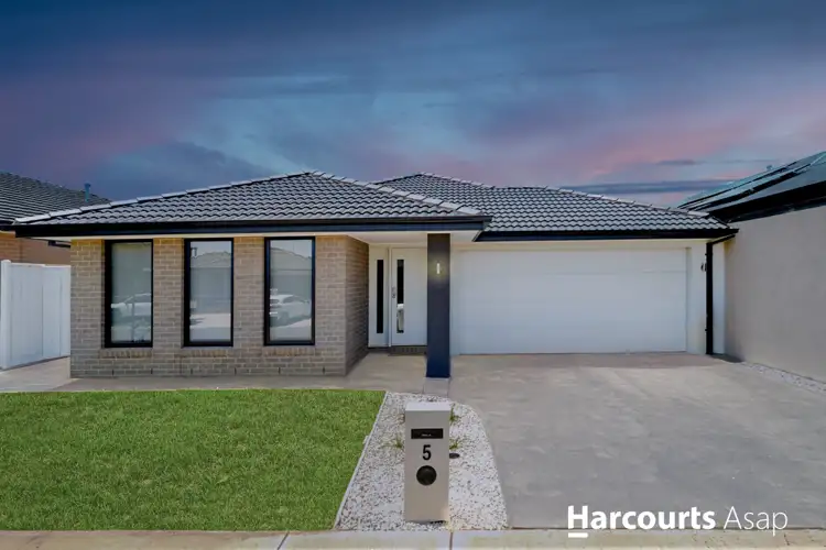 5 Giardino Street, Clyde VIC 3978