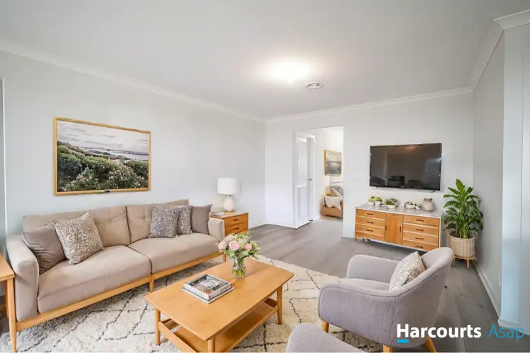 Second view of Homely house listing, 5 Giardino Street, Clyde VIC 3978