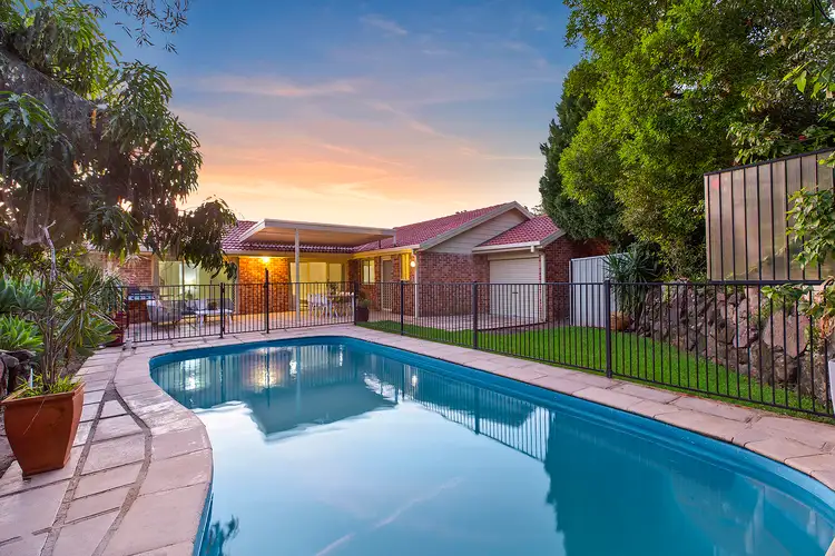9 Stephen Close, Green Point NSW 2251