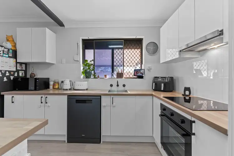 Sixth view of Homely unit listing, 4/12 Recreation Drive, Shoalwater WA 6169