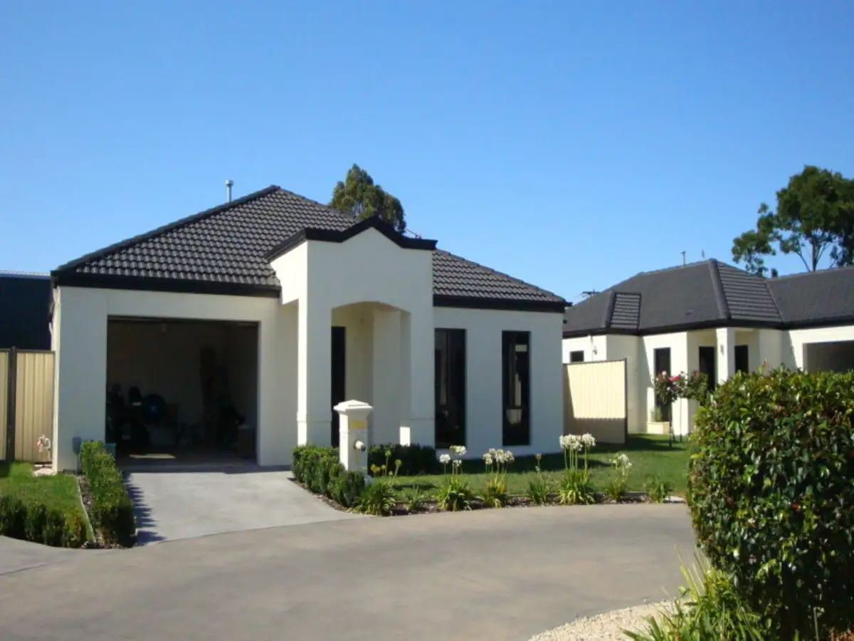 Main view of Homely house listing, 8/10 Weir Street, Sale VIC 3850