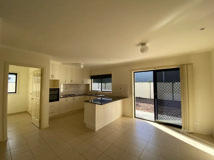 Second view of Homely house listing, 8/10 Weir Street, Sale VIC 3850
