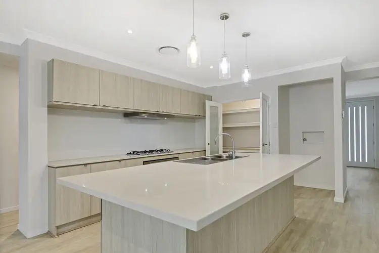 10 White Beech Road, Noosa Heads QLD 4567