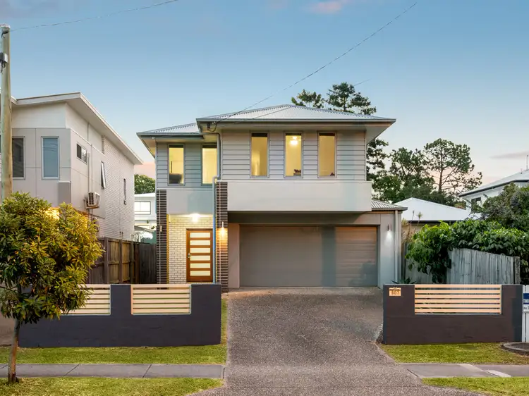 807 Oxley Road, Corinda QLD 4075