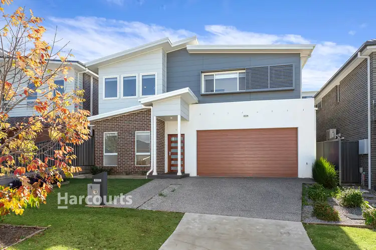 3 McNevin Close, Calderwood NSW 2527