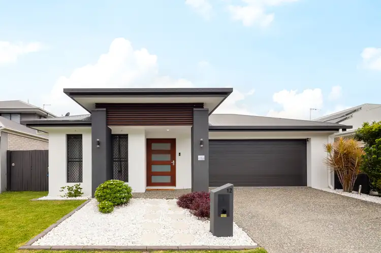 12 Morna Street, Newport QLD 4020