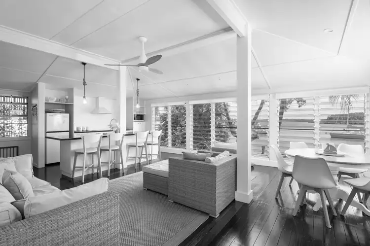 19 Esplanade, Tin Can Bay QLD 4580