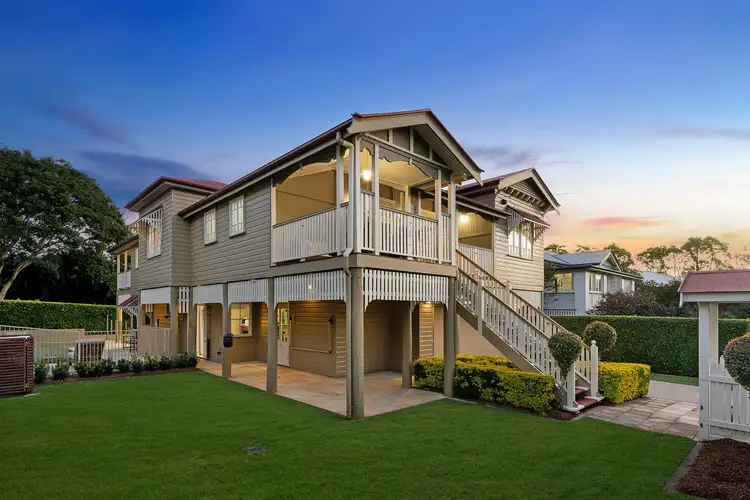 8 Bentinck Street, Sherwood QLD 4075