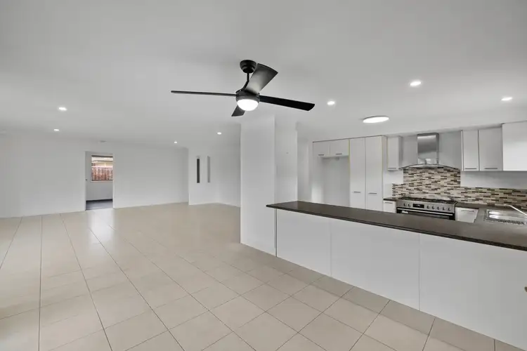 7 Brook Avenue, Sippy Downs QLD 4556