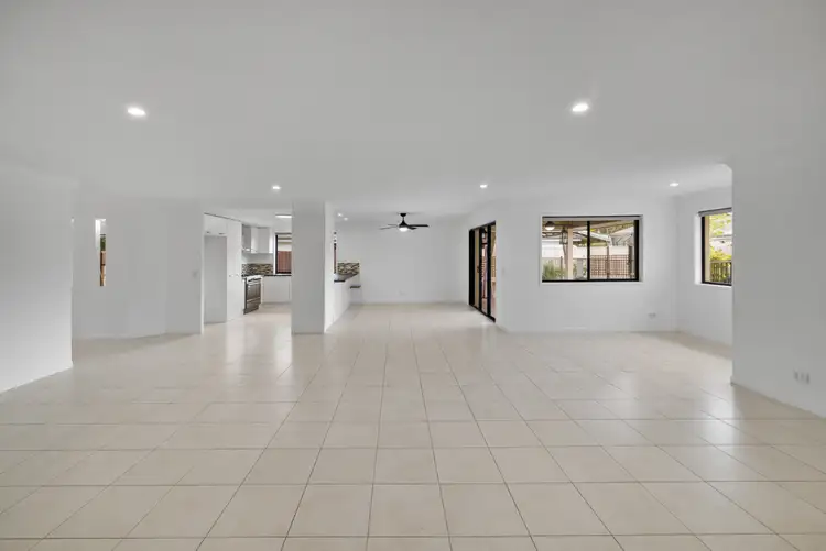 7 Brook Avenue, Sippy Downs QLD 4556