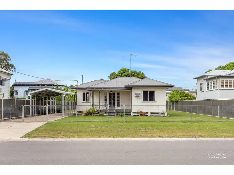 30 Tung Yeen Street, Park Avenue QLD 4701