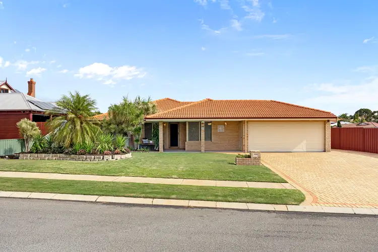 9 Muirhead Way, Kingsley WA 6026