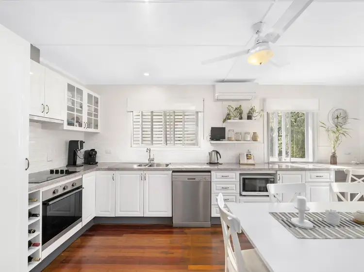 52 Agnew Street, Sandgate QLD 4017