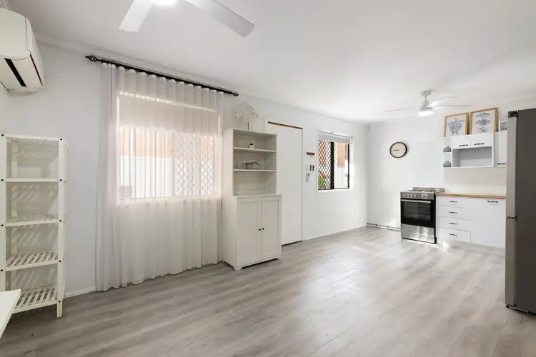 Fifth view of Homely unit listing, 2/2315 Gold Coast Highway, Mermaid Beach QLD 4218