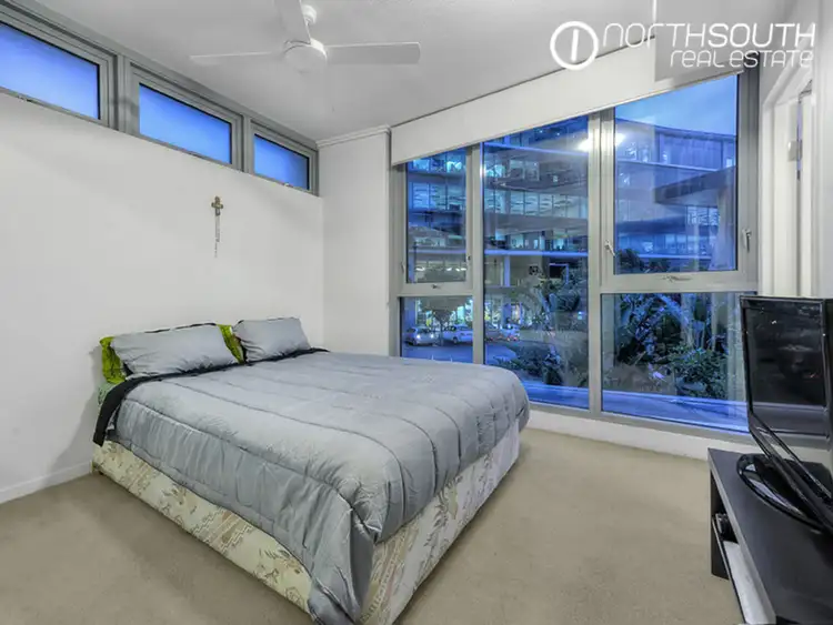 Sixth view of Homely apartment listing, 8 Harbour Road, Hamilton QLD 4007
