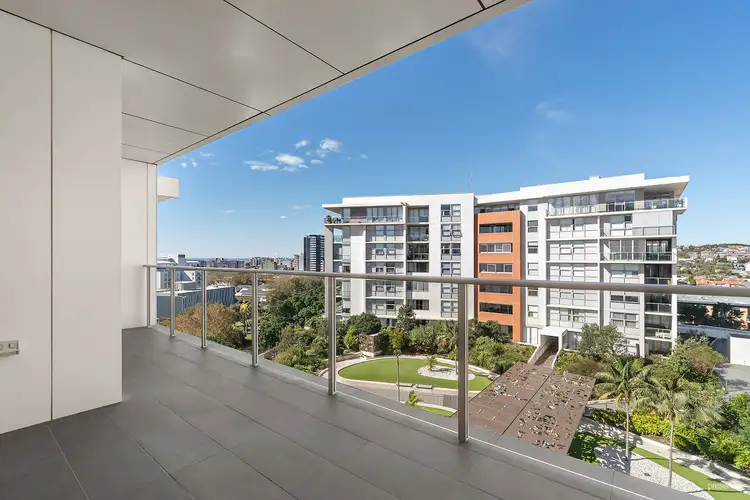 802/21 Steel Street, Newcastle West NSW 2302