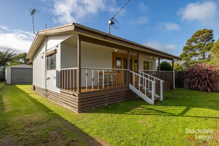 82 Churchill Drive, Cowes VIC 3922