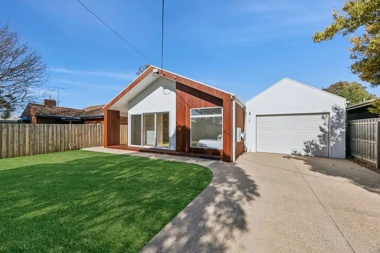 77 Grandview Road, Torquay VIC 3228