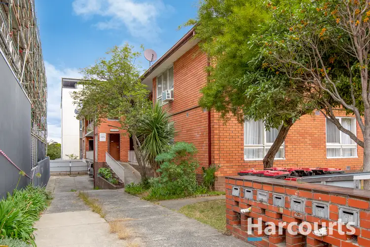 8/5 Close Avenue, Dandenong VIC 3175