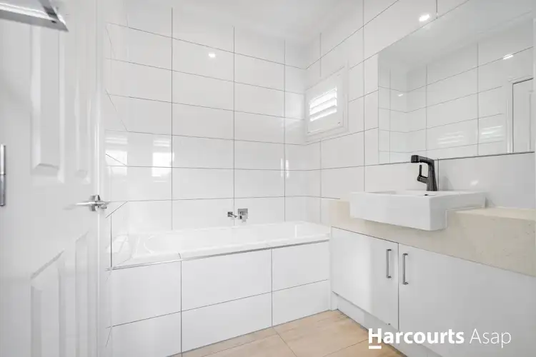 Fifth view of Homely townhouse listing, 2/34 Blossom Drive, Doveton VIC 3177