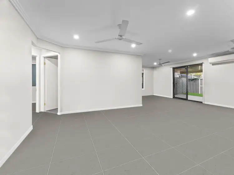Fifth view of Homely house listing, 7 Calford Court, Heritage Park QLD 4118