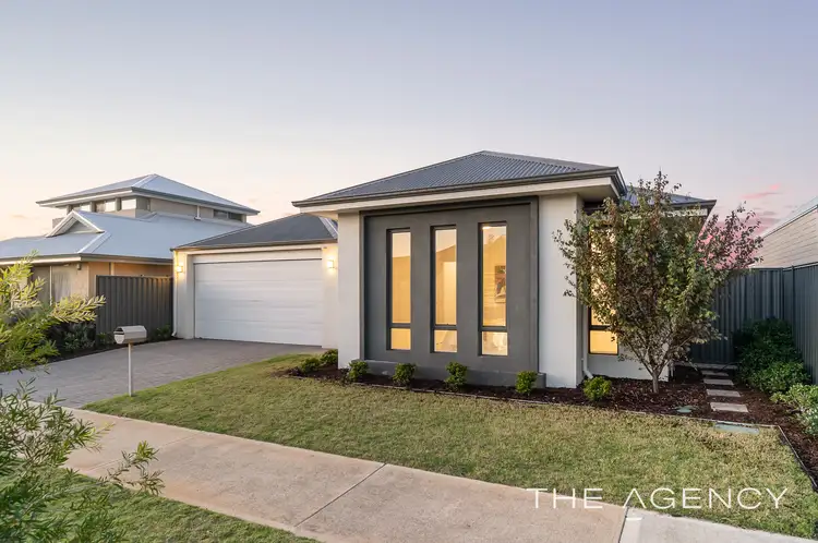 Second view of Homely house listing, 8 Lican Street, Treeby WA 6164